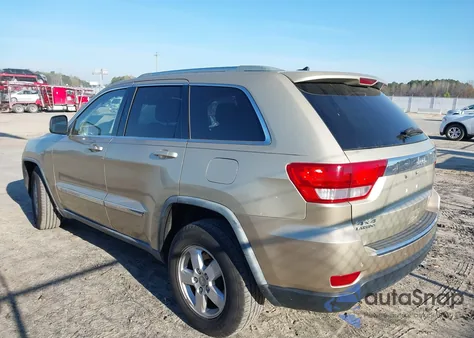2011 Jeep Grand Cherokee Laredo from USA, damaged, VIN 1J4RR4GG9BC734574